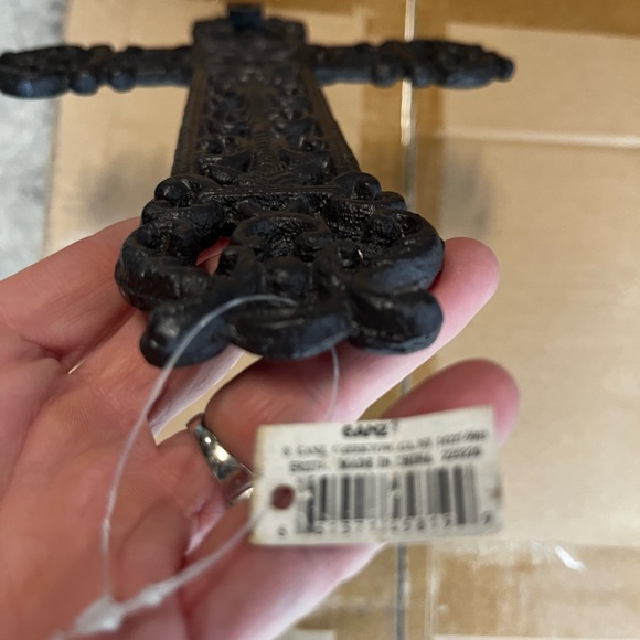 Decorative Black Iron Wall Cross - Picture 4 of 4